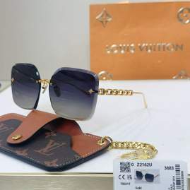 Picture of Louis Vuitton Sunglasses _SKUfw76300637fw